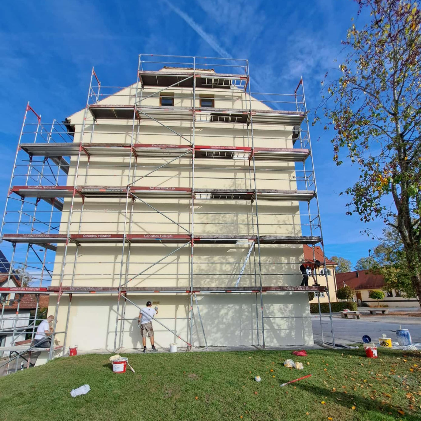 Feuerwehrhaus erstrahlt in frischem Glanz