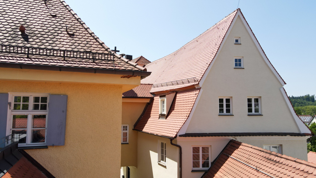 Mansardengebäude